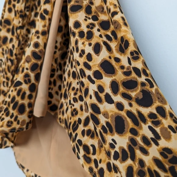Babaton Wallace Cheetah Print Short Sleeve Lined Mini Wrap Dress Amber Blk- sz S - Picture 6 of 11